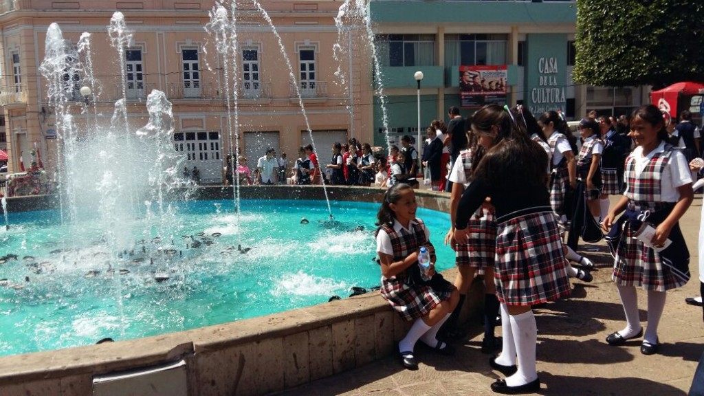 Estudiantes de Primaria en Tepatitlán Foto: Kiosco Informativo