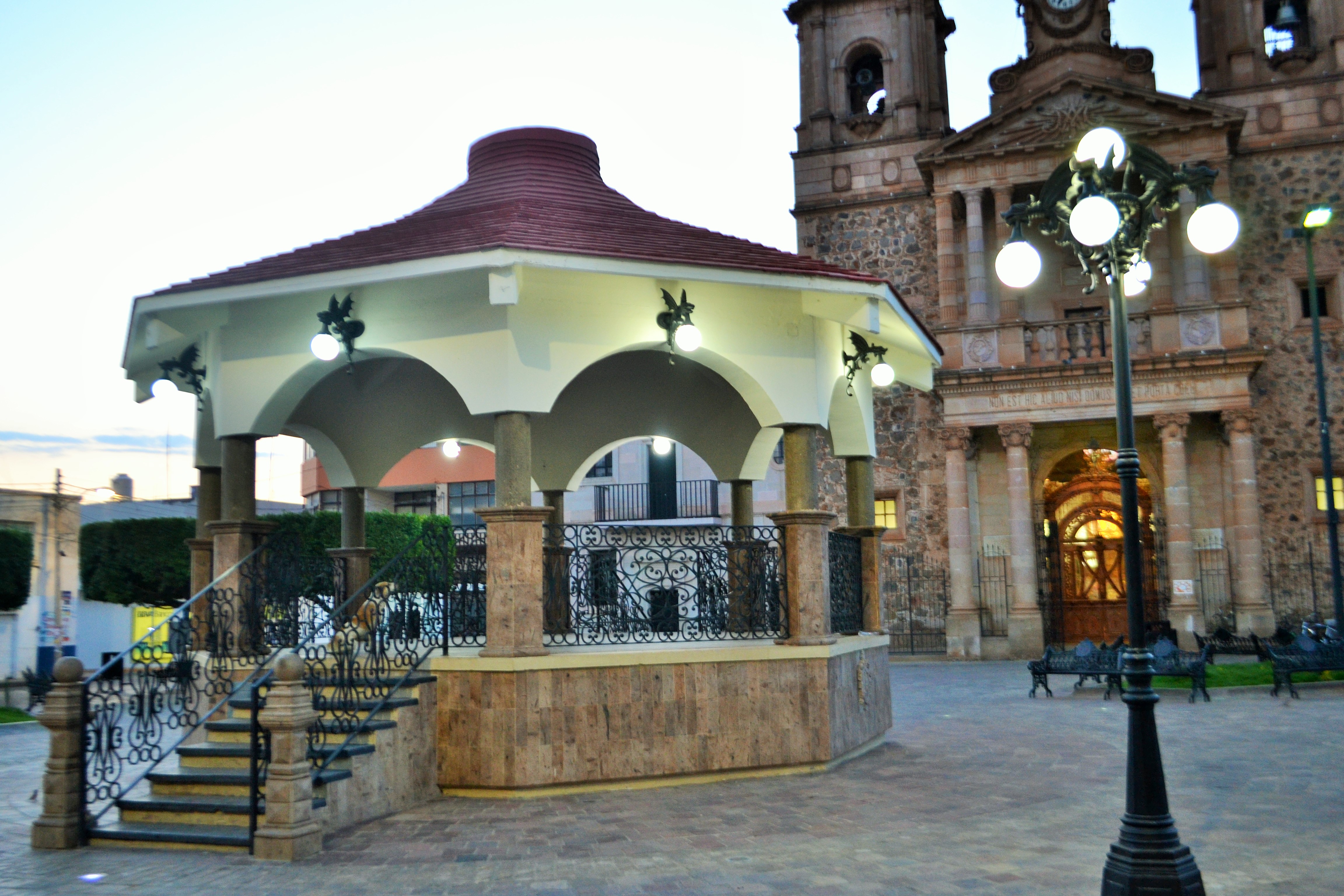 Foto: Plaza de Capilla de Guadalupe | Kiosco Informativo